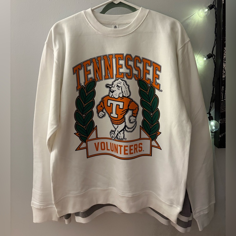 University of Tennessee Volunteers - Retro Smokey Print Crewneck Sweatshirt